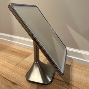 iHome 10" x 13" Portable Vanity Mirror with Bluetooth, Speakerphone and USB